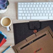 15.4″ Wool Felt Seminar Pouch